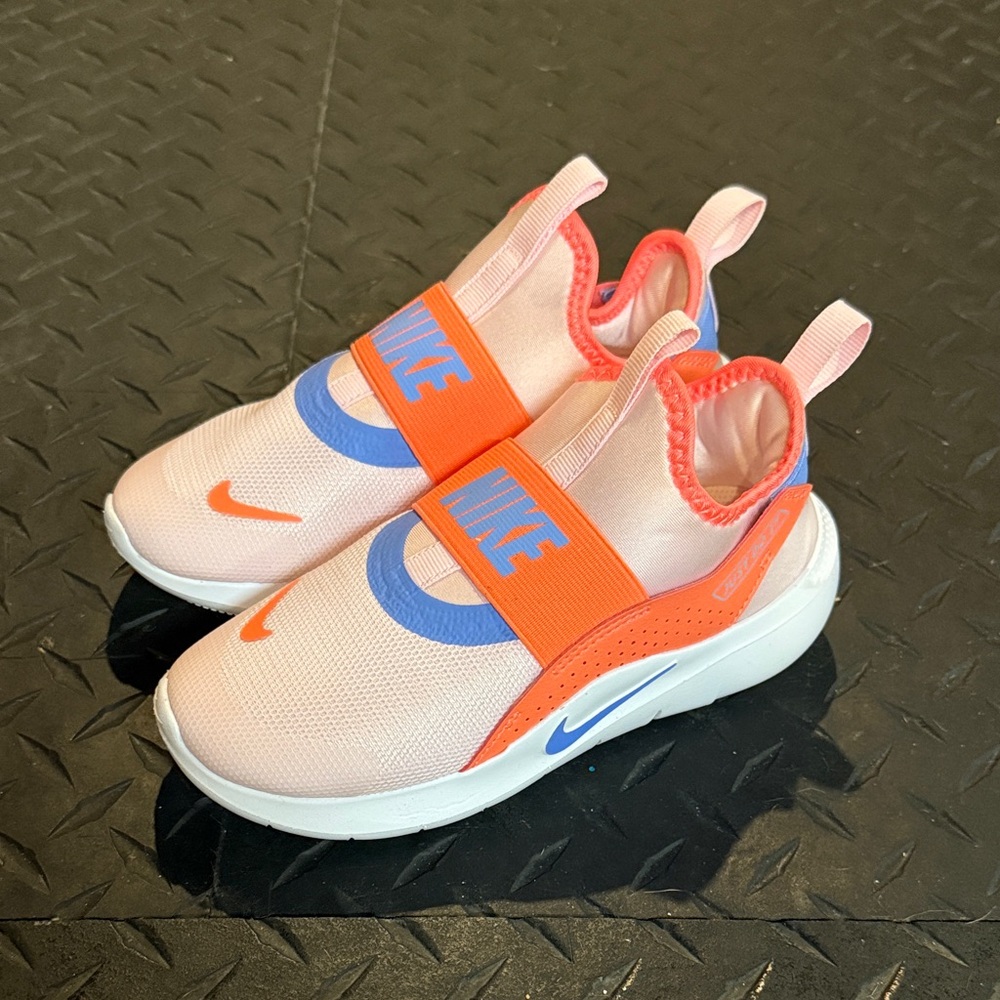 Nike Kids Sneakers - Coral, Orange, and Blue LIKE NEW